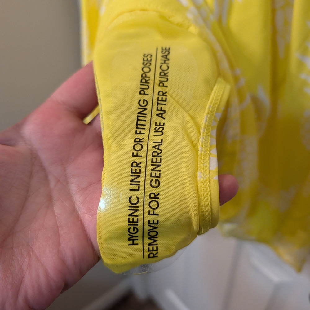 Torrid Bright Yellow Dress with White Floral Print - Picture 5 of 5